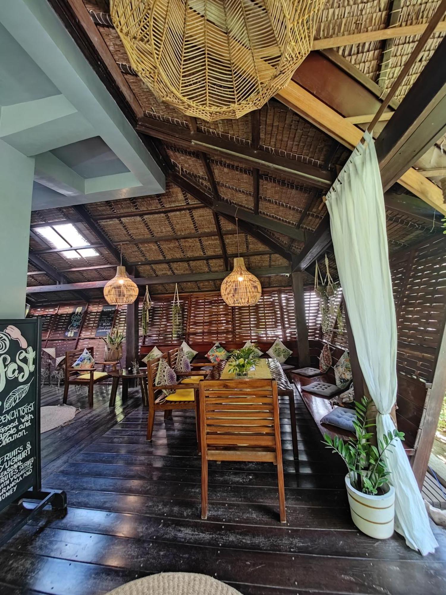 Daluyong Beach Resort 제너럴 루나 외부 사진