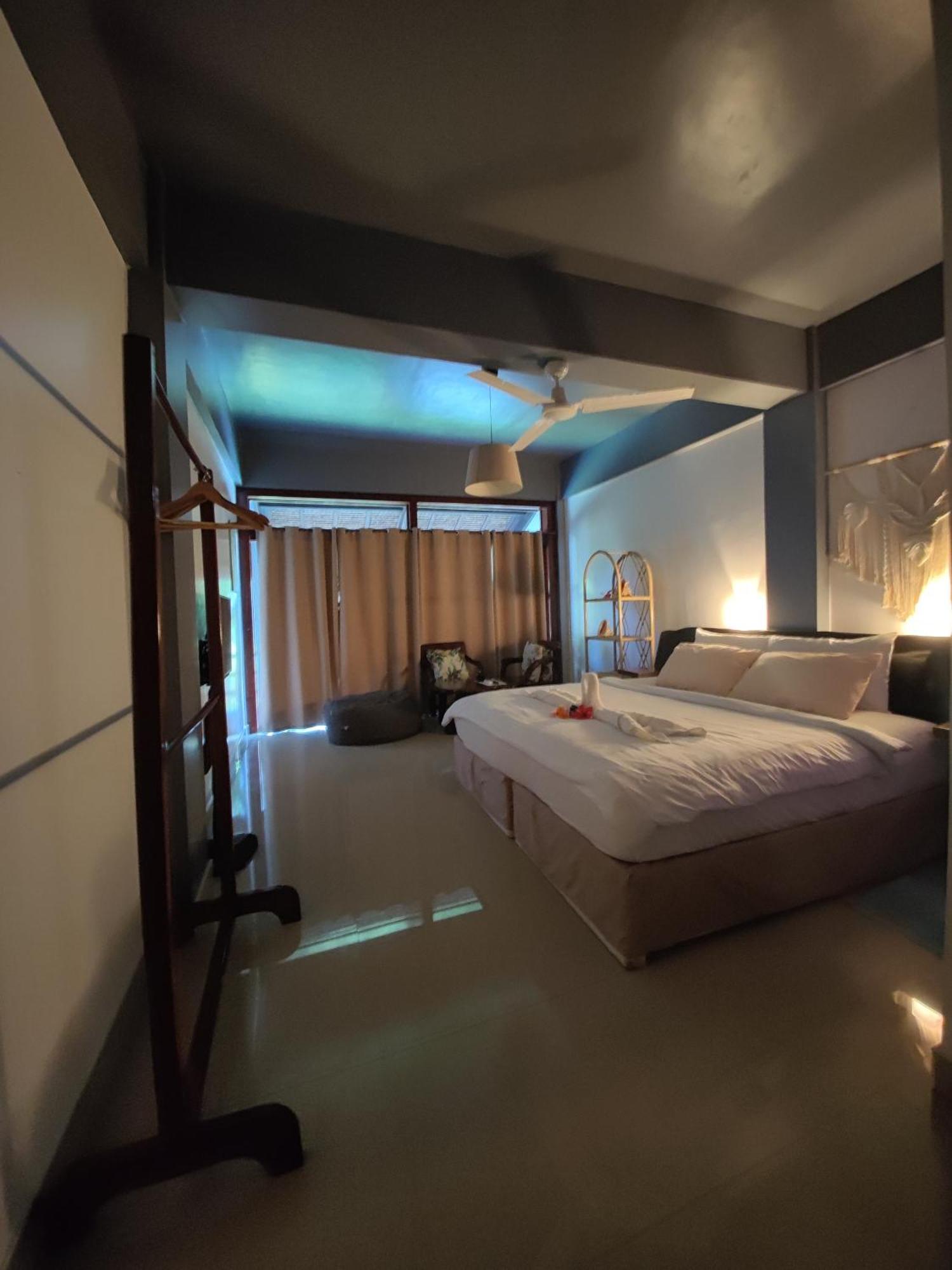Daluyong Beach Resort 제너럴 루나 외부 사진